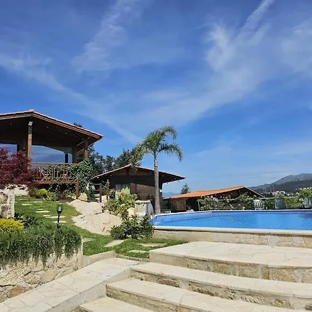 Chalet Fernandes Blue *