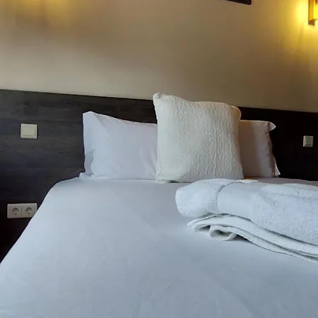 Fernandes Blue Chalet